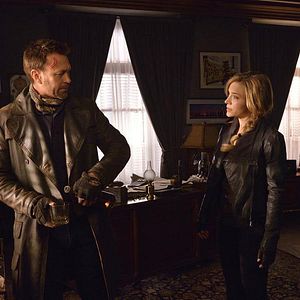 Fotoğraf Grant Bowler