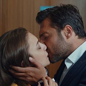 Fotoğraf Güllerin Savaşı