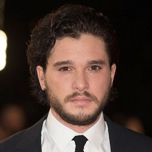 Fotoğraf Kit Harington