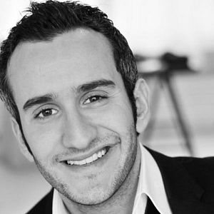 Fotoğraf John Eledjam