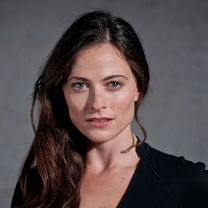 Fotoğraf Lara Pulver