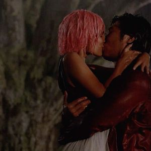 Fotoğraf Caitlin Stasey