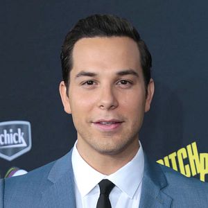 Fotoğraf Skylar Astin