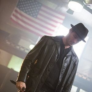 Fotoğraf Public Morals