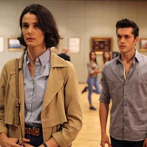 Fotoğraf Tatlı Küçük Yalancılar