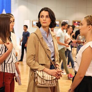 Fotoğraf Tatlı Küçük Yalancılar