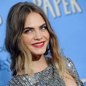 Fotoğraf Cara Delevingne