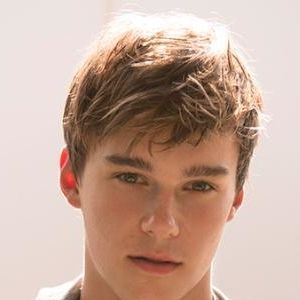 Fotoğraf Mitchell Hope