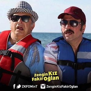 Fotoğraf Zengin Kız Fakir Oğlan