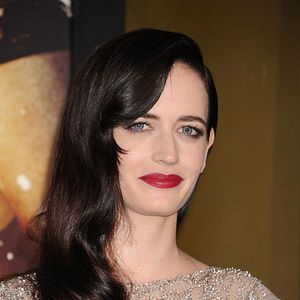 Fotoğraf 300: Bir İmparatorluğun Yükselişi