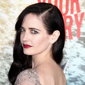 Fotoğraf 300: Bir İmparatorluğun Yükselişi