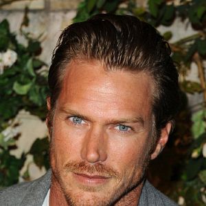 Fotoğraf Jason Lewis