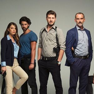 Fotoğraf Şehrin Melekleri