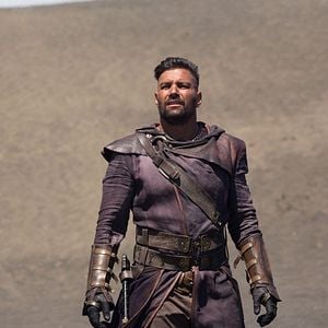 Fotoğraf Manu Bennett