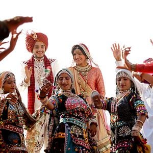 Fotoğraf Bir Kadın+Bir Erkek