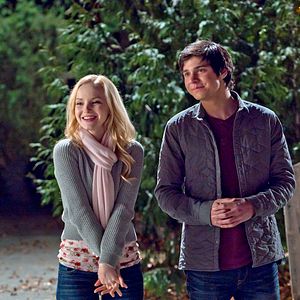 Fotoğraf Dove Cameron