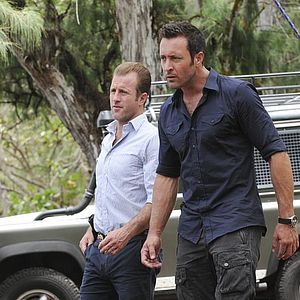 Fotoğraf Alex O'Loughlin