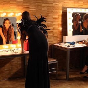 Fotoğraf Tatlı Küçük Yalancılar