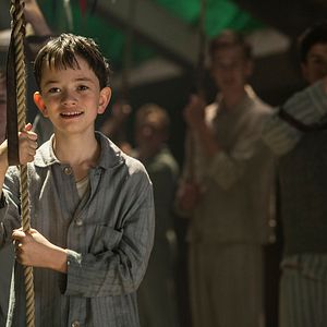 Fotoğraf Lewis MacDougall