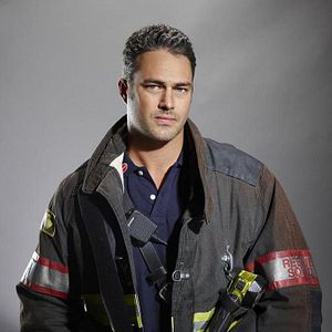 Fotoğraf Taylor Kinney