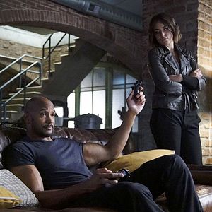 Fotoğraf Henry Simmons