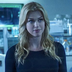 Fotoğraf Adrianne Palicki