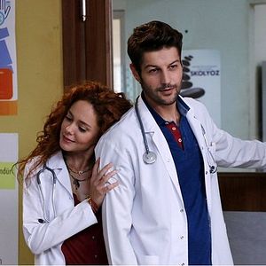 Fotoğraf Acil Aşk Aranıyor