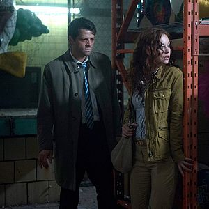 Fotoğraf Ruth Connell