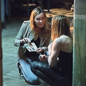 Fotoğraf Caity Lotz