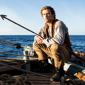 Fotoğraf Denizin Ortasında