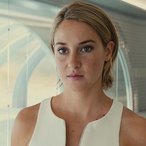 Fotoğraf Uyumsuz Serisi: Yandaş Bölüm 1