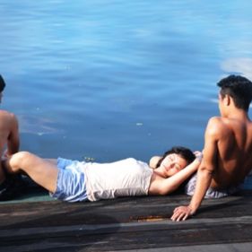 Fotoğraf Big Father, Small Father and Other Stories