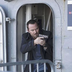 Fotoğraf Sullivan Stapleton