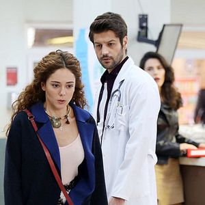 Fotoğraf Acil Aşk Aranıyor