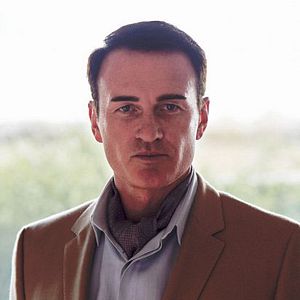Fotoğraf Julian McMahon