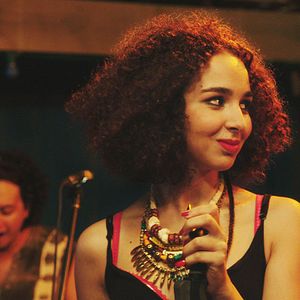 Fotoğraf Baya Medhaffar