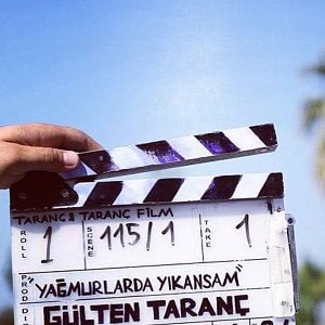 Fotoğraf Yağmurlarda Yıkansam