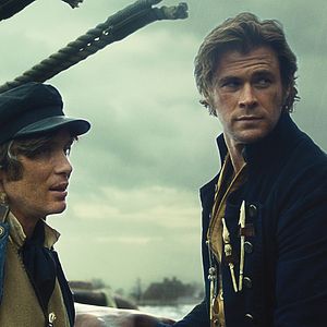 Fotoğraf Denizin Ortasında