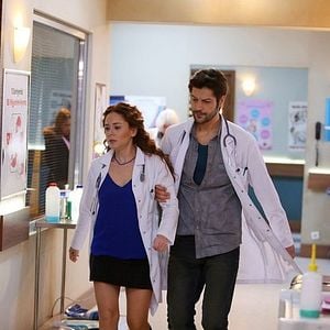 Fotoğraf Acil Aşk Aranıyor