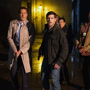 Fotoğraf Sasha Roiz