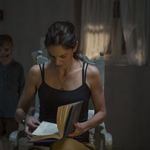 Fotoğraf Kapının Diğer Tarafı