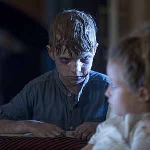 Fotoğraf Kapının Diğer Tarafı