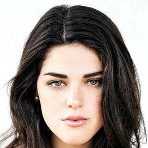 Fotoğraf Callie Hernandez