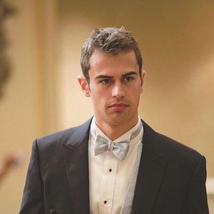 Fotoğraf Theo James
