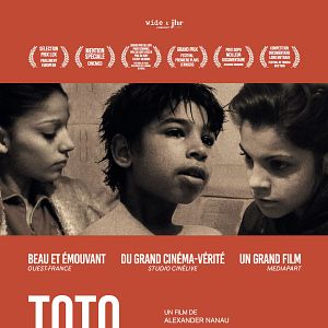 Fotoğraf Toto si surorile lui