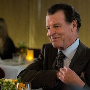 Fotoğraf John Noble