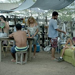 Fotoğraf Neon Boğa