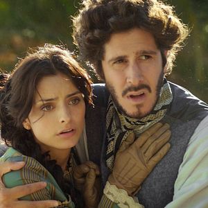 Fotoğraf Aislinn Derbez