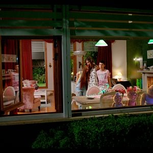 Fotoğraf Köstebekgiller 2: Gölgenin Tılsımı