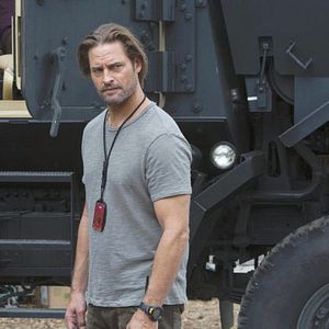 Fotoğraf Josh Holloway